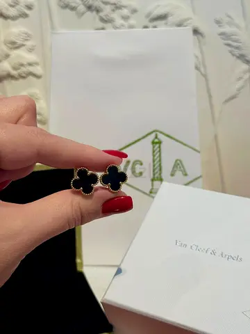 Van cleef arpels earrings
