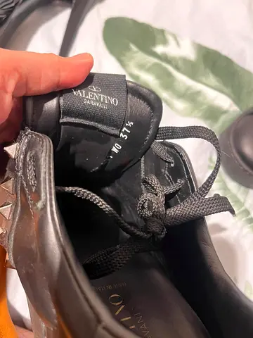 Authentic valentino shoes for women