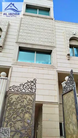 بناية للبيع بمنطقة الروضة 3
