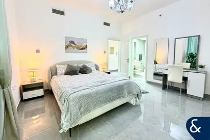 Upgraded | 1 Bedroom | Vacant | Furnished