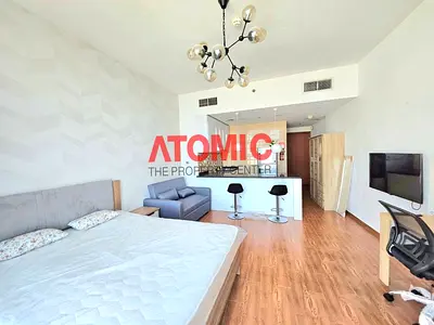 Very Bright | Spacious Unit| Furnished