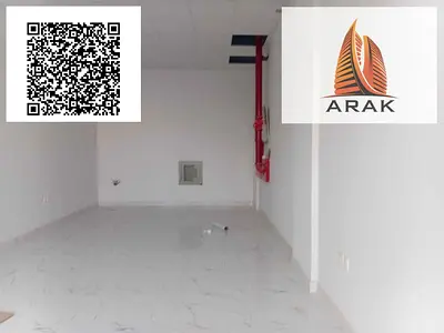 🔥 فرصة استثمارية مميزة – محل للإيجار السنوي 🔥 🏬 محل تجاري للإيجار في الجرف 3 📍 الموقع: الجرف 3 – منطقة حيوية ونشطة تجارياً