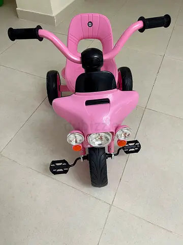 Kids tricycle