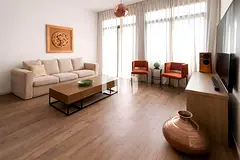 Upgraded | Single Row Corner | Pool Backing