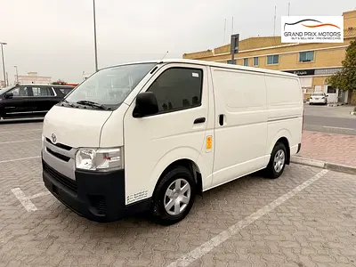 Toyota Hiace GL 2.7L 3 Seater Manual 2023 Model GCC Specs With Service History In Perfect Condition
