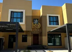 4BR Townhouse + Maid &amp; Majlis | Luxury finishes | Spacious rooms | Freehold | Solar energy syste