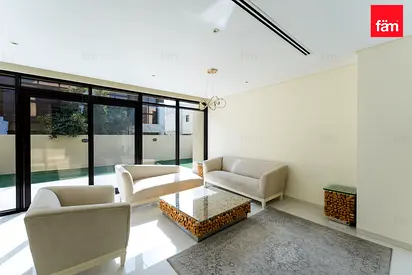 Elegant 3br Furnished Villa With Landscaped Garden