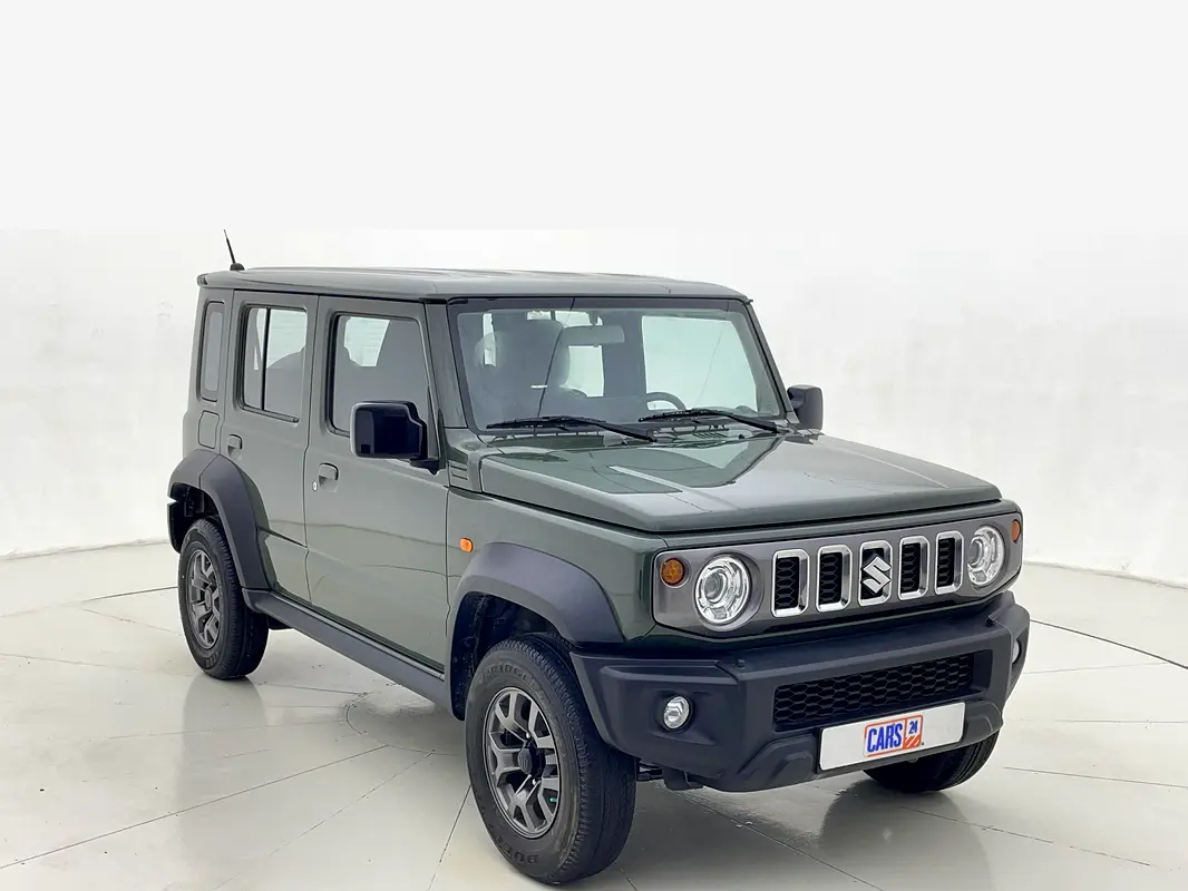 Suzuki Jimny 2024 — photo 1 of 13