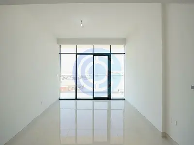Brand New | Distress | Spacious apartment