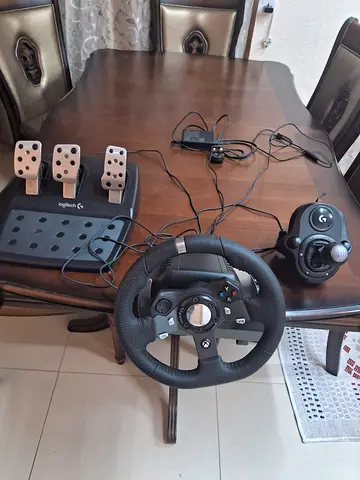 Logitech Racing Wheel with Pedals for Xbox