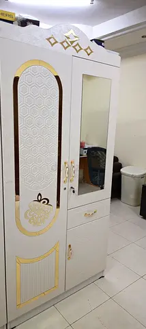 2 door cupboard
