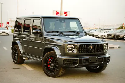 MERCEDES BENZ G63 AMG 2024 GREY INSIDE RED DOUBLE NIGHT PACKAGE ONLY 6851KM  JUSR LIKE BEW JAPAN IMP