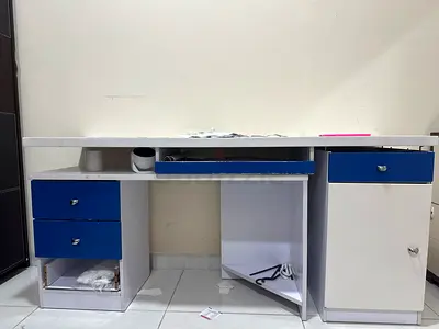 Children’s study table