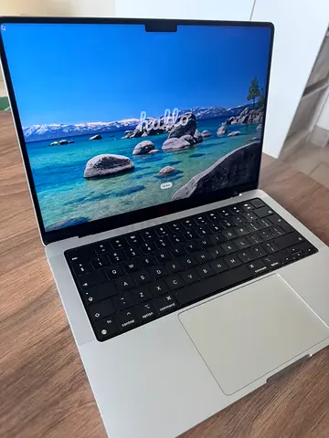 MacBook Pro 14-inch 2021 // M1 Pro // 16 GB