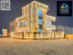 Corner villa, two floors and a rooftop with a private pool, close to the mosque. Price includes elec