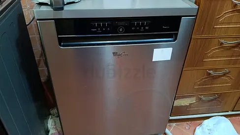 Whirlpool Dishwasher in Good Condition