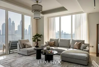 Penthouse Living | Vacant | Sea View