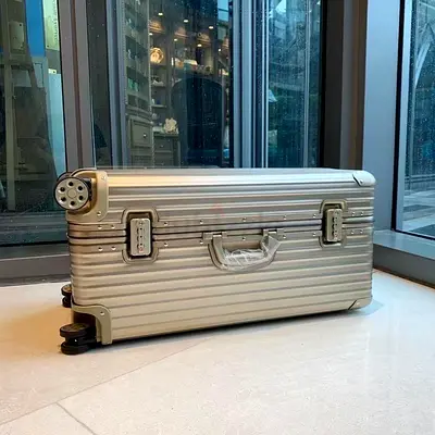Rimowa silver Trunk luggage for your travel