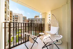upgraded fully furnished pool view bright unit