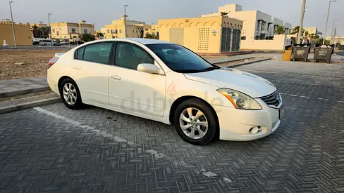 Nissan Altima SE 2010 (American Spec)