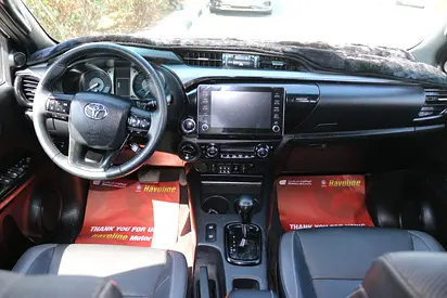 2021 Toyota HILUX photo 11