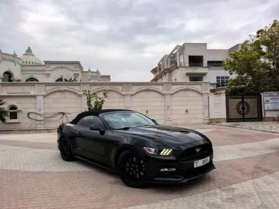 FORD MUSTANG GT CONVERTIBLE FULL SERVICE HISTORY FROM DELAR UNDER SERVICE CONTRACT GCC