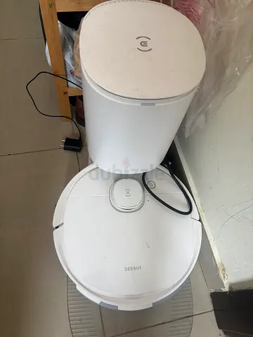 Robotic Vacuum Cleaner with Charging Dock