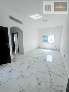 Master 1-Bedroom Apartment with Roof &amp; Free Parking in Al Jurf 2