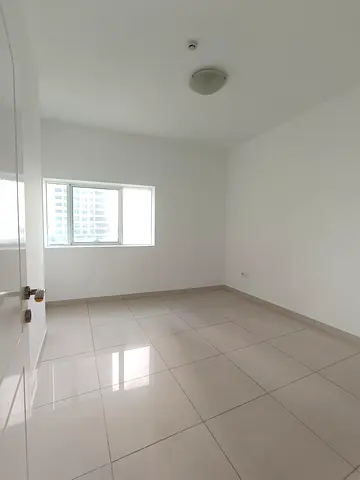 Special Rental Opportunity in Al Khan – Sharjah 🔥🏡 ✨ Best-priced 2-bedroom apartment with a stunning sea view 🌊 🌅 Open view directly overlooking
