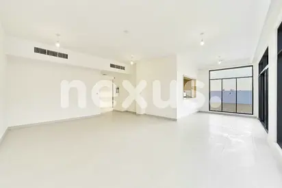 Single Row | Vacant | Brand New | Roof Top