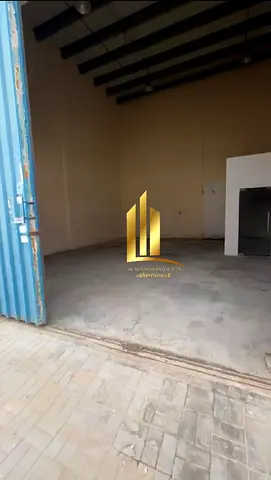 شبرة مميزة للإيجار بموقع استراتيجي، مساحة 1000 قدم مربع (حوالي 93 متر مربع)