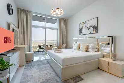GuestReady - Modern Studio Suite with Balcony and Community Jacuzzi