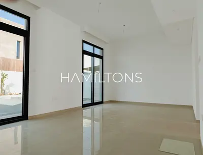 Fully Furnished Villa | Prestigious Sharjah Address | Resale