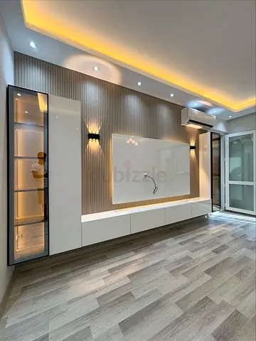 Contemporary Wood  Gloss Integrated Media Wall