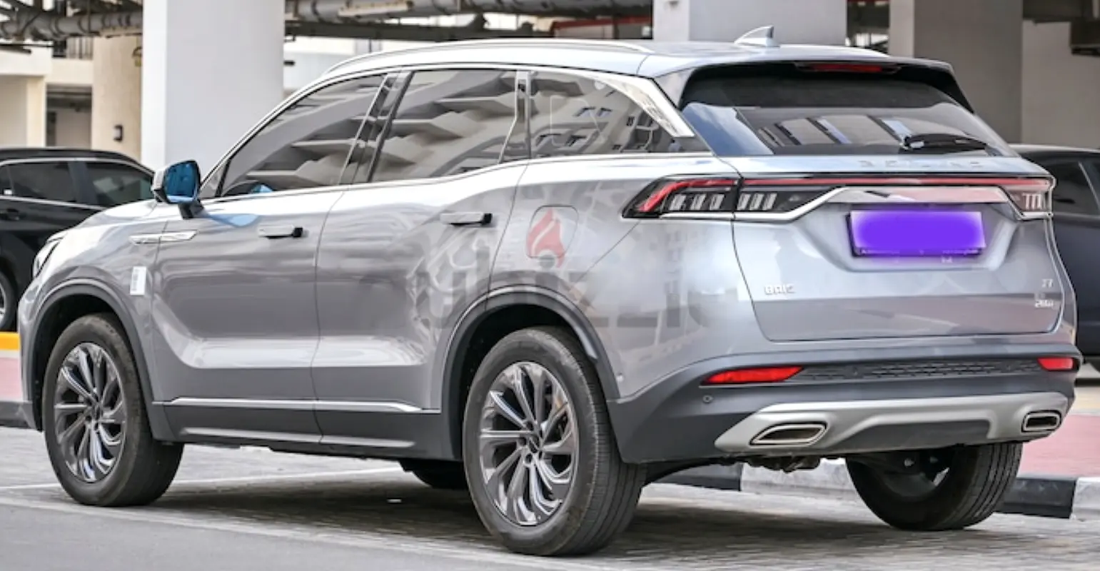 Baic X7 2023 — photo 1 of 9