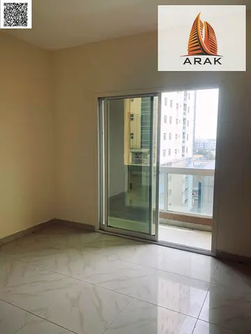 🏡 للإيجار السنوي – شقة غرفتين وصالة في النعيمية 1 (خلف حمدان سنتر)  فرصة مميزة للسكن في موقع حيوي جدًا في قلب عجمان، بمنطقة النعيمية 1 خلف حمدان سنتر