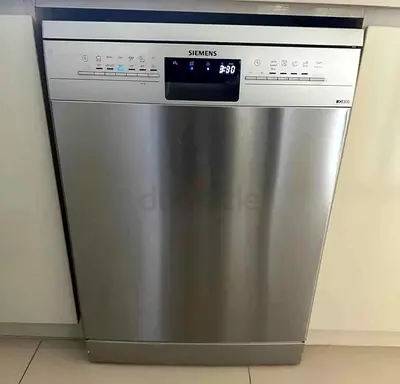 Siemens iq300 dishwasher with three racks