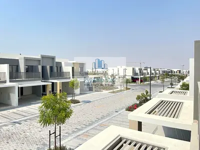 3 bedroom - Close To Pool