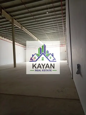 Warehouse complex for sale – 5 warehouses, 3 shops, 2 offices & 12 studios, direct owner