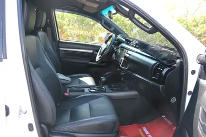 2021 Toyota HILUX photo 12