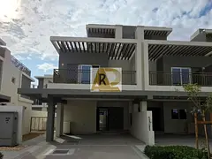 1st Tenant | 3BR + Study | L-Shaped Garden