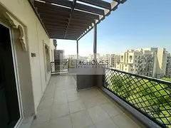 Upgraded Closed Kitchen 2Bed Double Balcony Rented