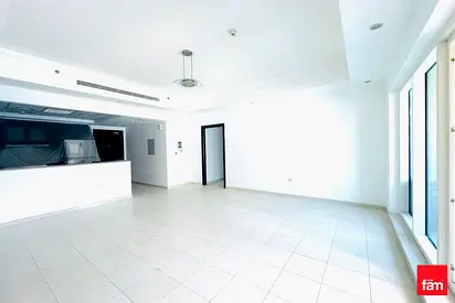 Spacious | Canal View | Unfurnished