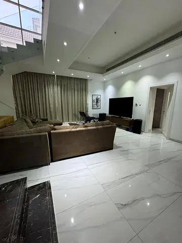 Modern Exclusive 5BR Luxury Villa | Private Spa & Gym | Prestigious Location |