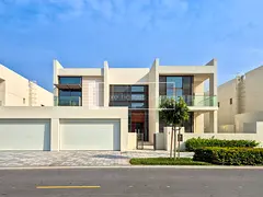 Stunning 6BR Villa | Lagoon Facing | Private Pool