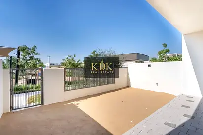 Pool n Park views | Negotiable | VACANT