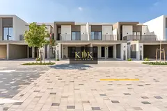 Pool n Park views | Negotiable | VACANT