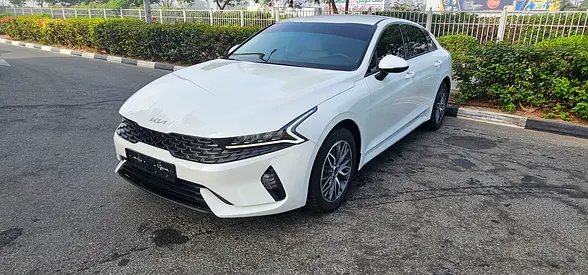 صورة 4 لـ 2023 KIA K5