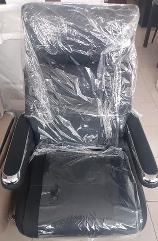 Stylish Black Recliner Chair