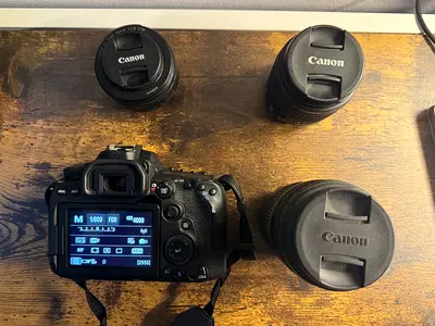 Canon EOS 90D